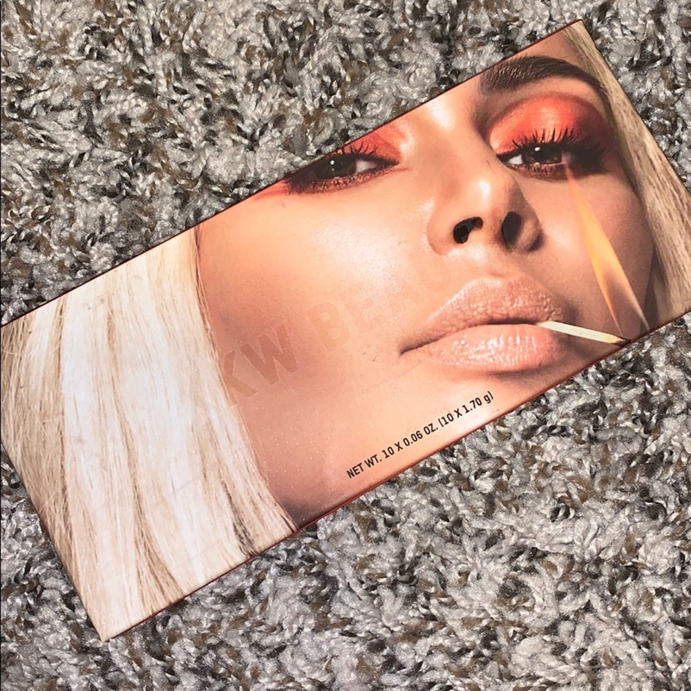 KKW Beauty So Fire Eyeshadow Palette